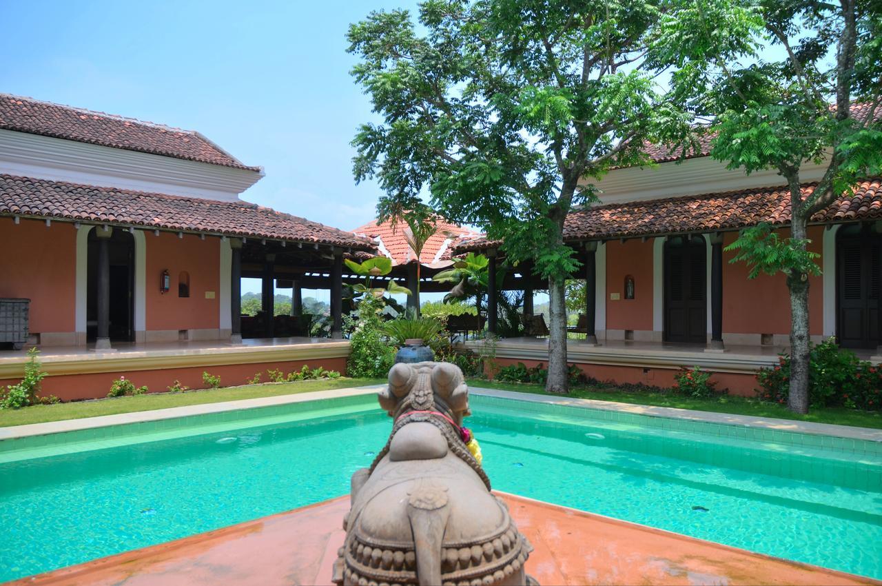 Avanilaya Villa Resort Goa Esterno foto
